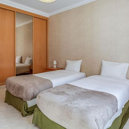 Spacious 2 Bdr Apartment W/ Patio By Lovelystay Армасан-де-Пера Экстерьер фото