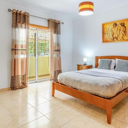 Spacious 2 Bdr Apartment W/ Patio By Lovelystay Армасан-де-Пера Экстерьер фото